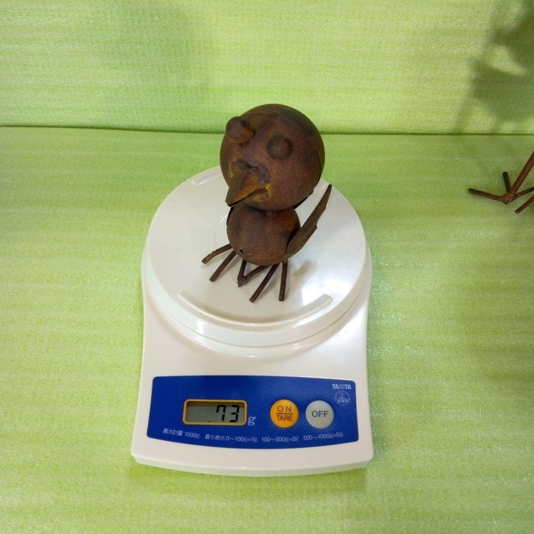 レトロな鳥　2体セット　傘を持つ小鳥の置物　インテリア　オブジェ　ディスプレイ