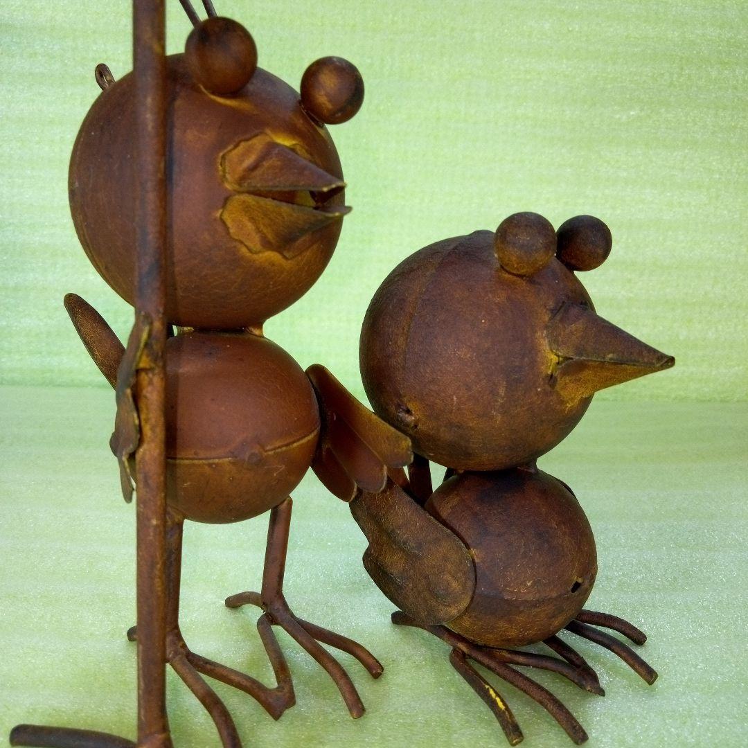 レトロな鳥　2体セット　傘を持つ小鳥の置物　インテリア　オブジェ　ディスプレイ