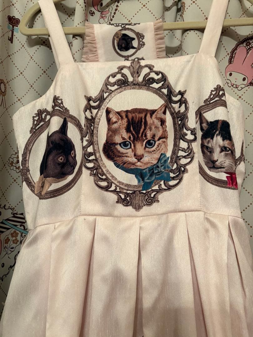 へ*可様 Juliette et Justineル カードル デュ シャ ローブ