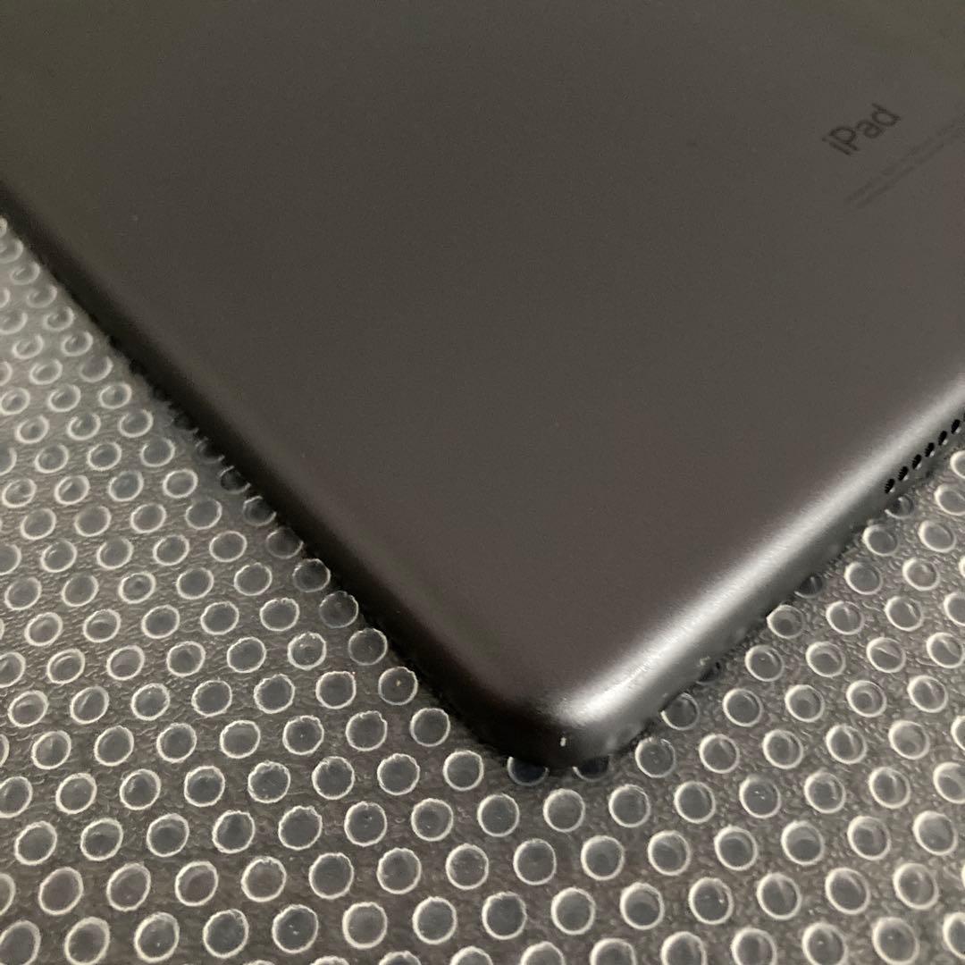3246【早い者勝ち】iPad7 第7世代 32GB WIFIモデル☆