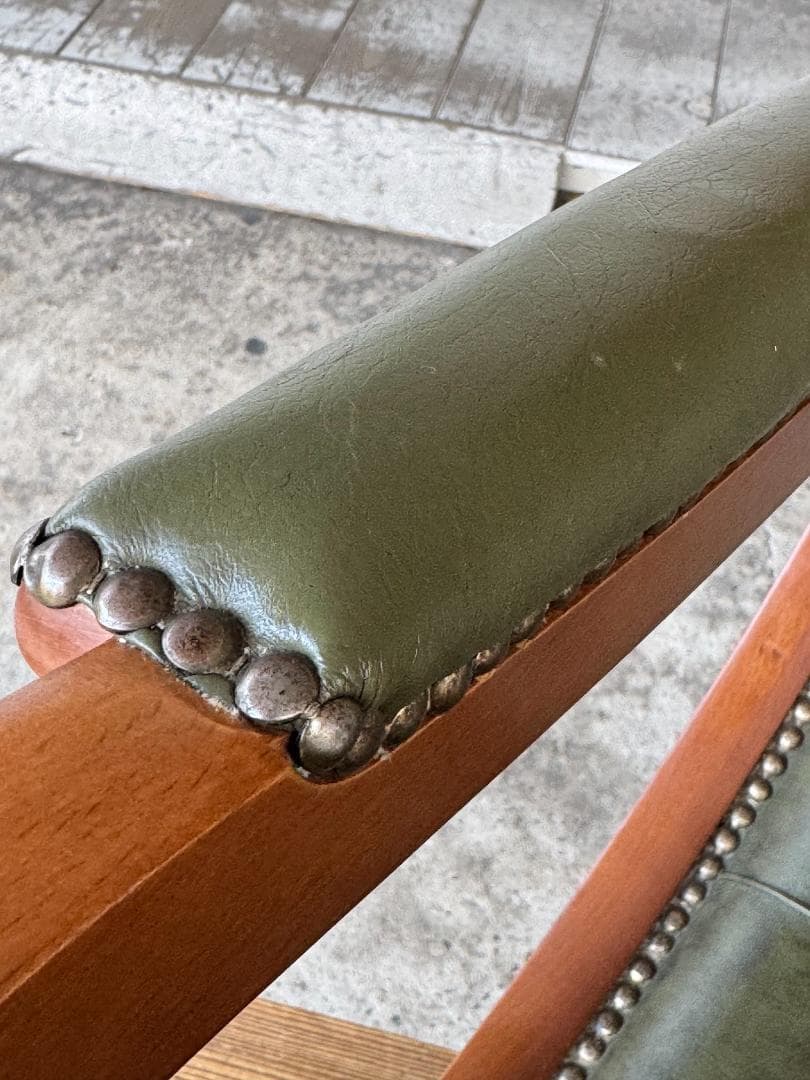 イタリア 本革ロッキングチェア クラシック アンティーク チェスターフィールド