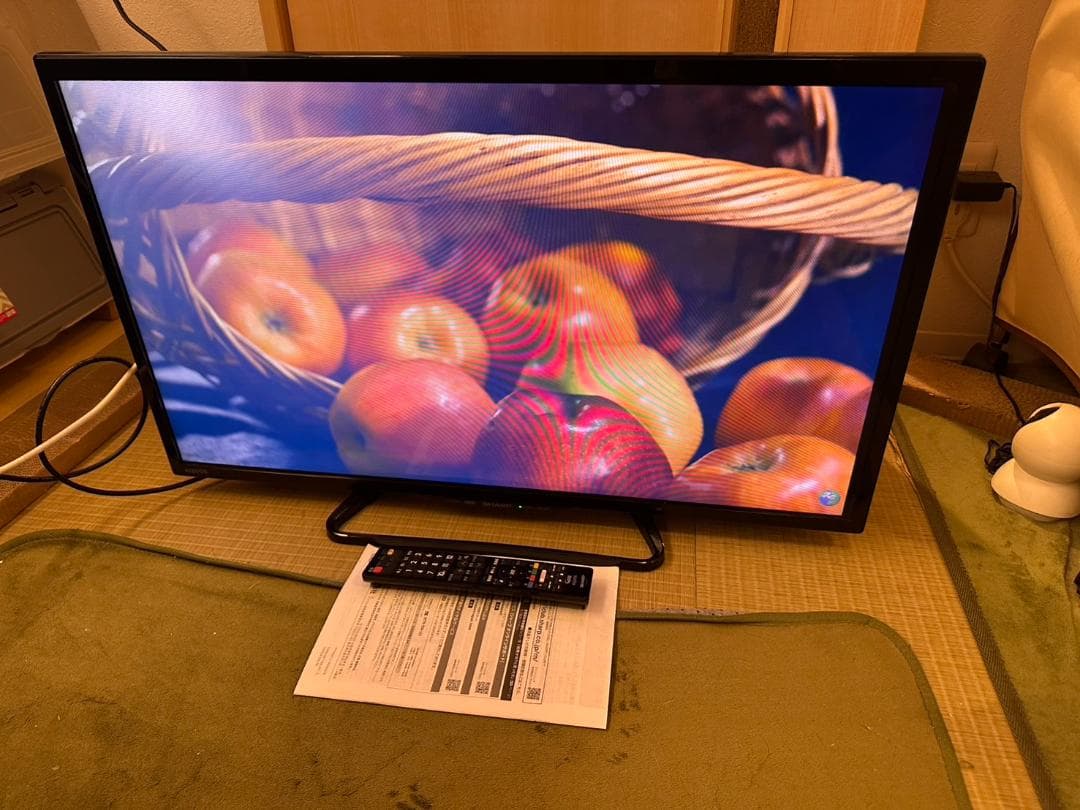 SHARP シャープ　32型　スマートテレビ LC-32W35 17年　極美品！
