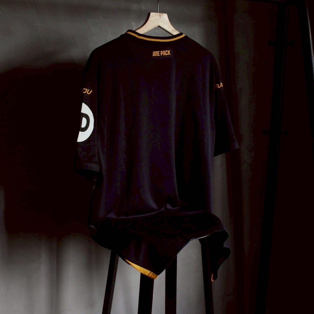 ウルヴァーハンプトン 24/25 ユニフォーム アウェイ 半袖 正規品 L