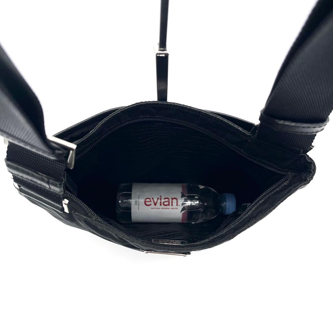 PRADAプラダ サコッシュ ショルダーバッグ テスート サフィアーノ ブラック