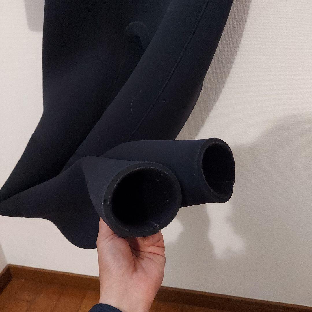 セミドライ Mサイズ ウェットスーツ