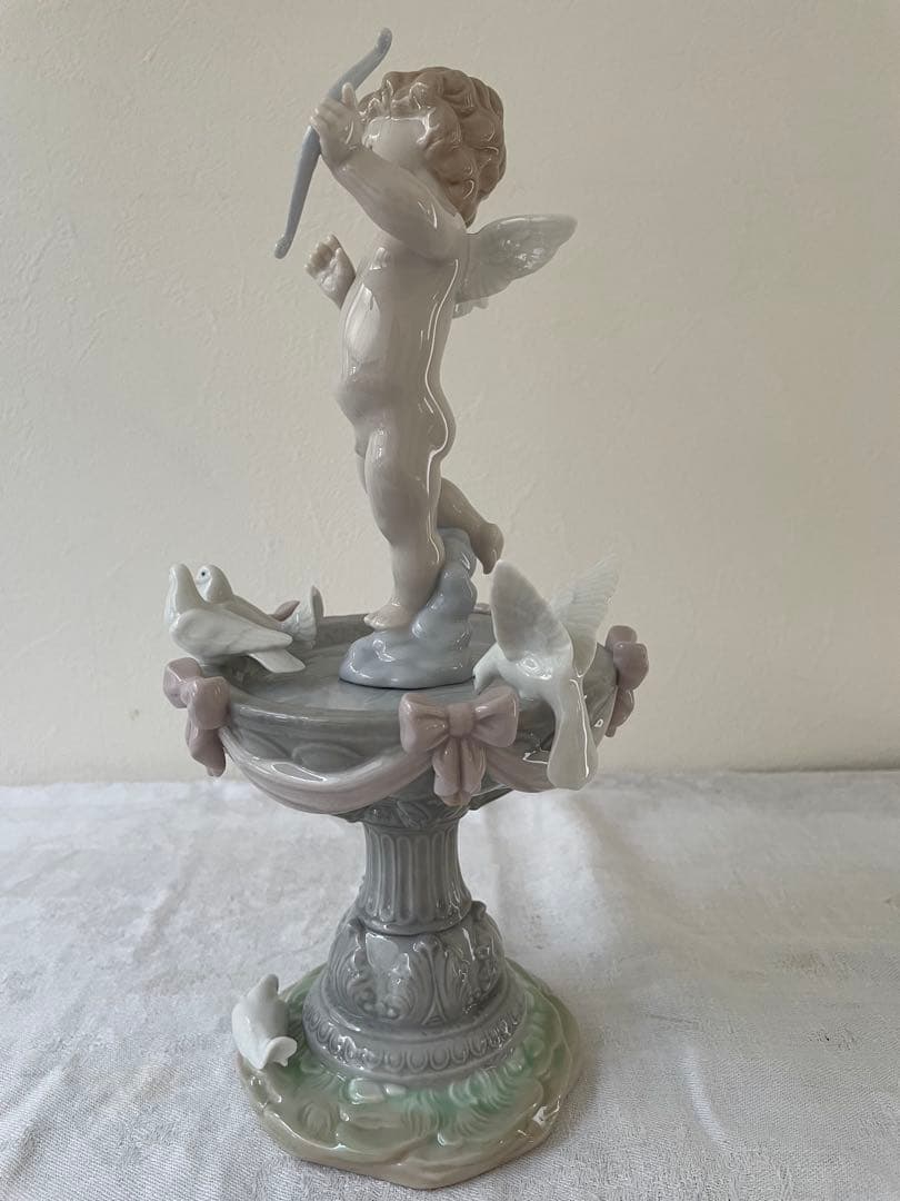 絶版　リヤドロ LLADRO 愛の泉♡美品