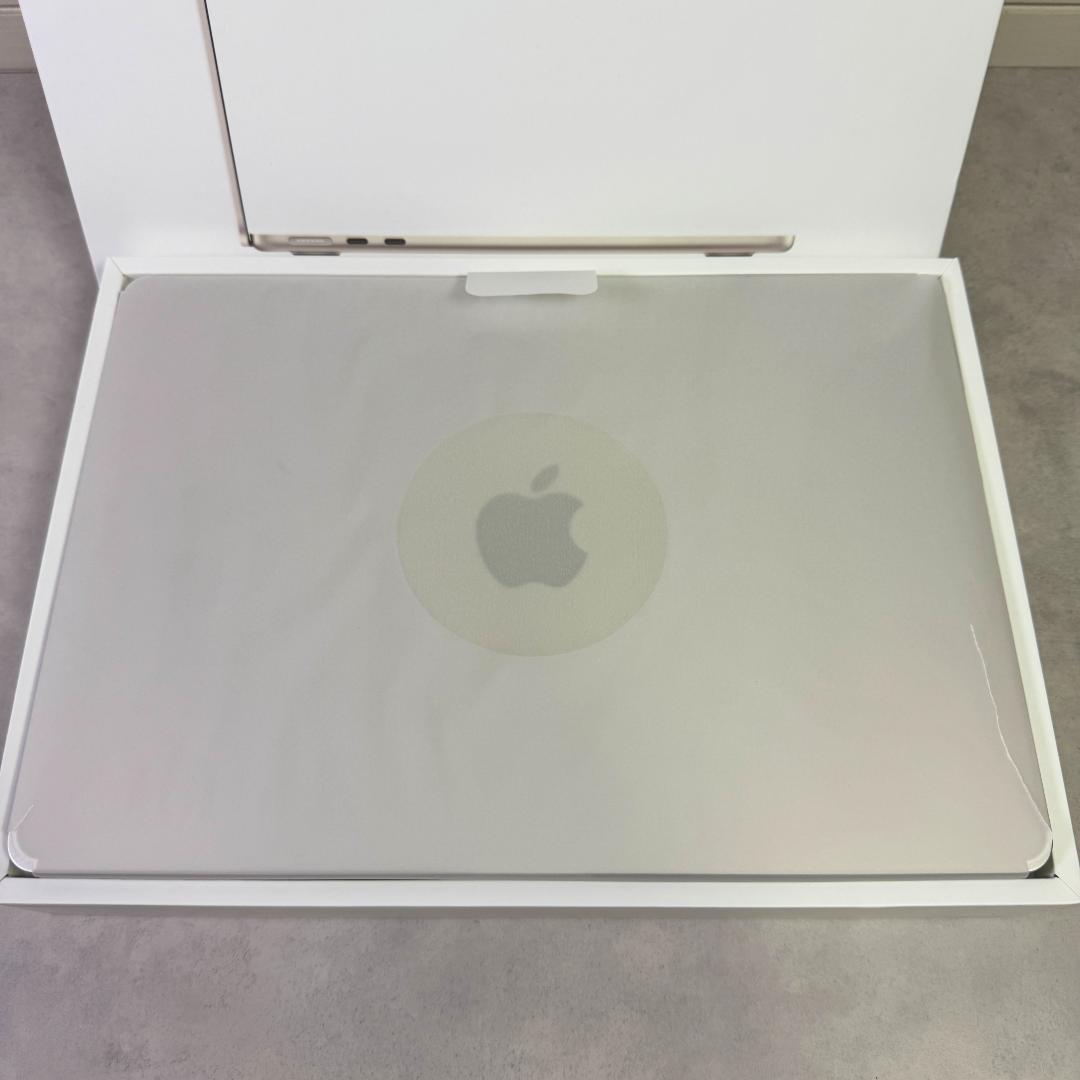【美品】MacBookAir 13in M2 256GB AppleCare付