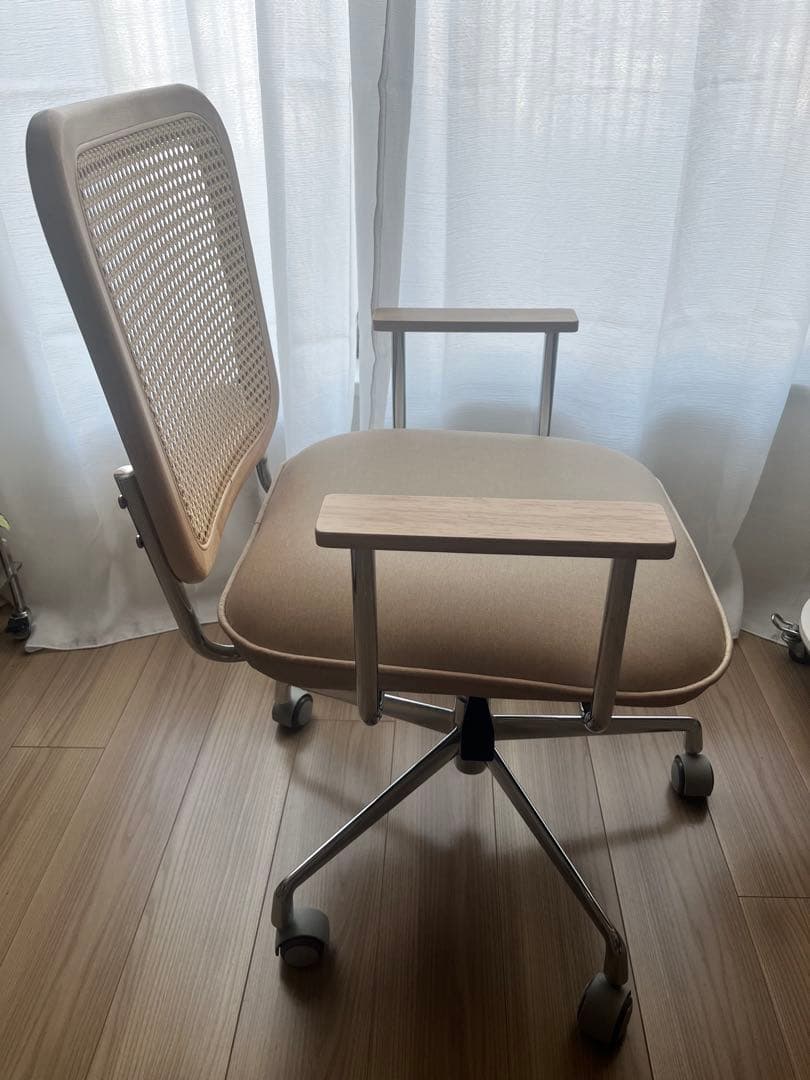 【極美品】LOWYA ラタン調デスクチェア 韓国インテリア風