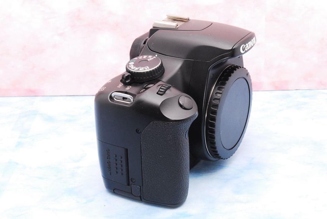 キャノン Kiss X2☆バッグ付☆望遠レンズ付Wレンズ☆一眼レフカメラ