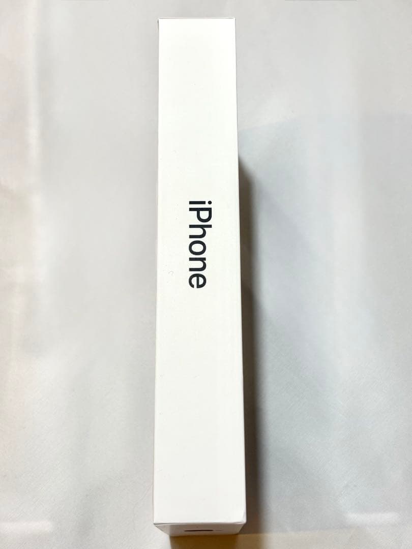 【美品】Apple iPhone 15 ブラック　本体