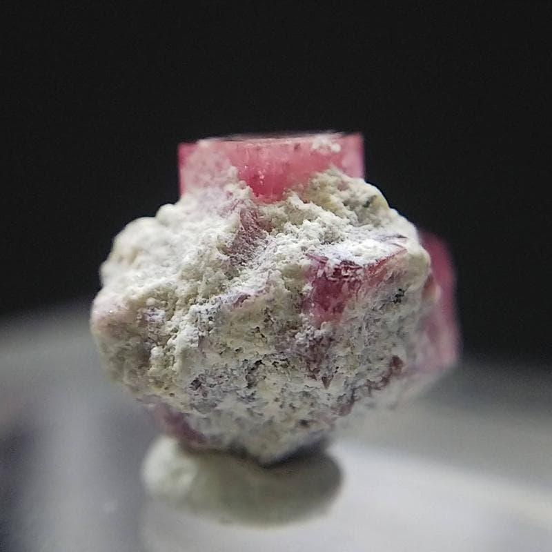 307 クラスター レッドベリル ビクスバイト レッドエメラルド 標本