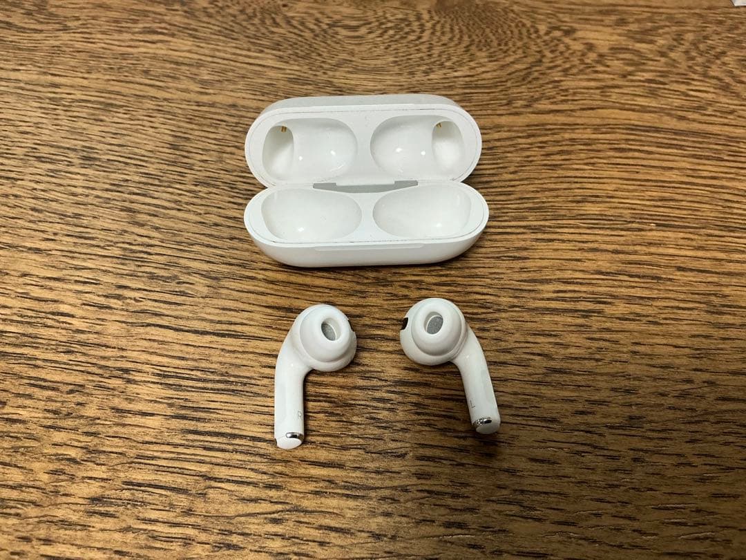 第一世代 AirPods Pro ワイヤレスイヤホン 本体