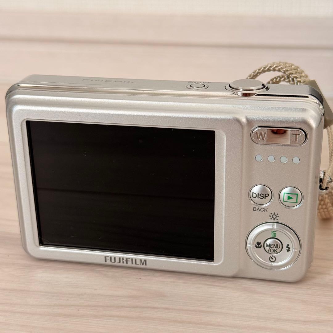 美品　付属品多　FUJIFILM Finepix J30 フジフィルム
