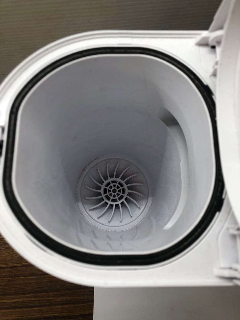 Shark LC351J WH コードレススティッククリーナー　送料無料