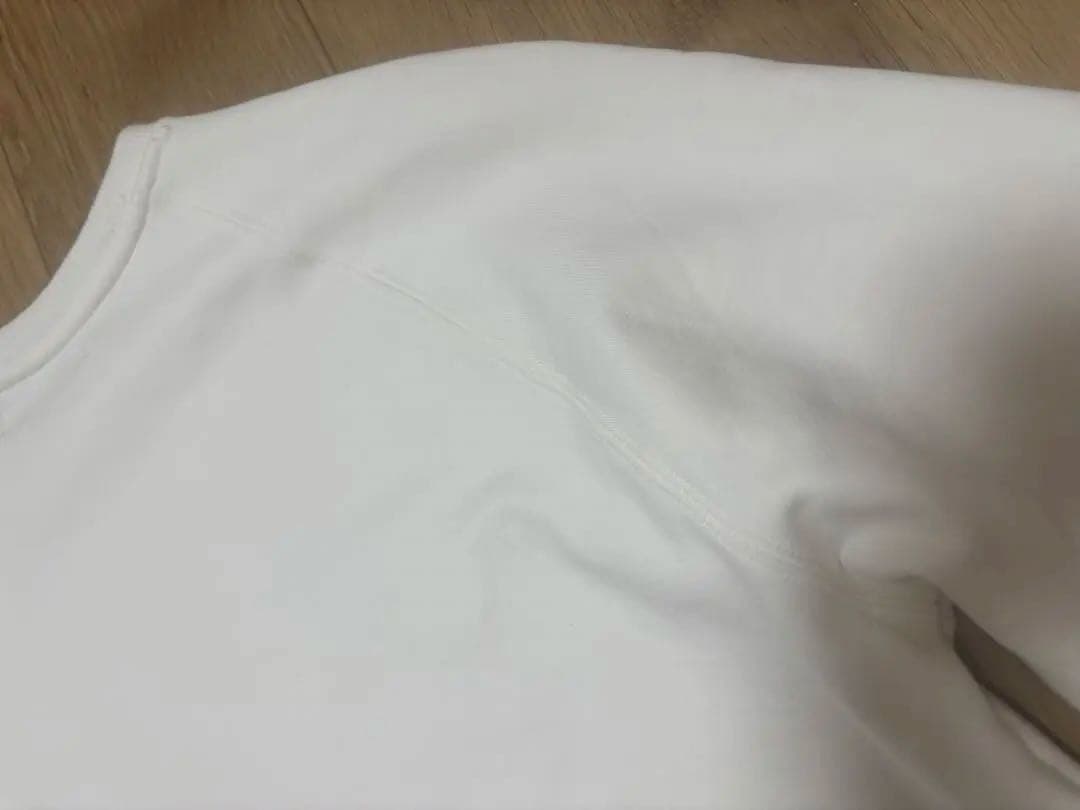 アワーホーム　裏毛素材のクルーネックプルオーバー　オフホワイト