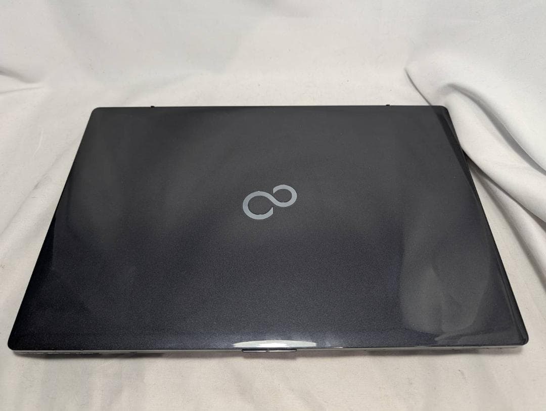 富士通 LIFEBOOK AH53/B3 i7/8GB/SSD256/Win11