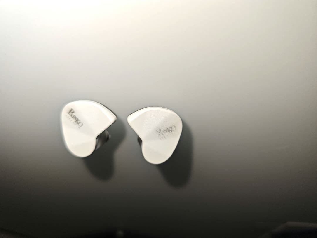 See audio Rinko 4.4mmバランスプラグ仕様 (ホワイト)