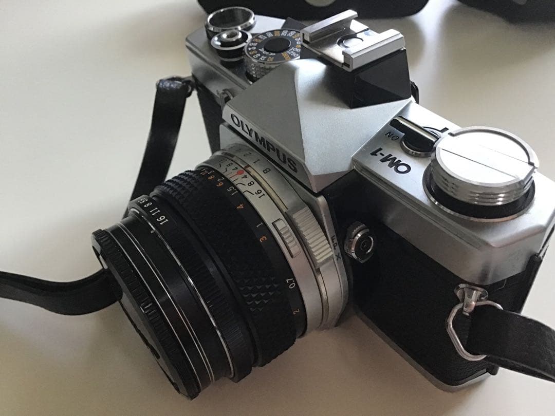 オリンパスOM-1 フィルムカメラ　付属品付き