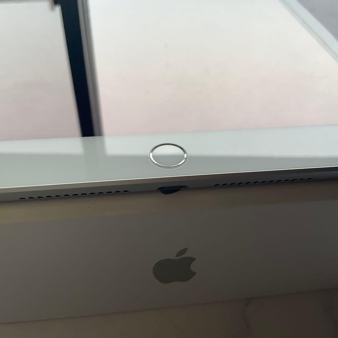 【極美品】Apple iPad 第7世代 Wi-Fi 128GB