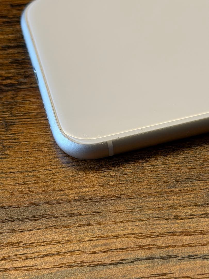 Apple iPhone 11 ホワイト128GB 本体