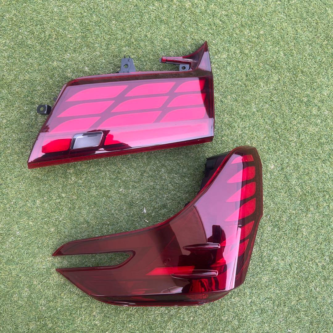 40風アルファード 30後期テールガーニッシュ