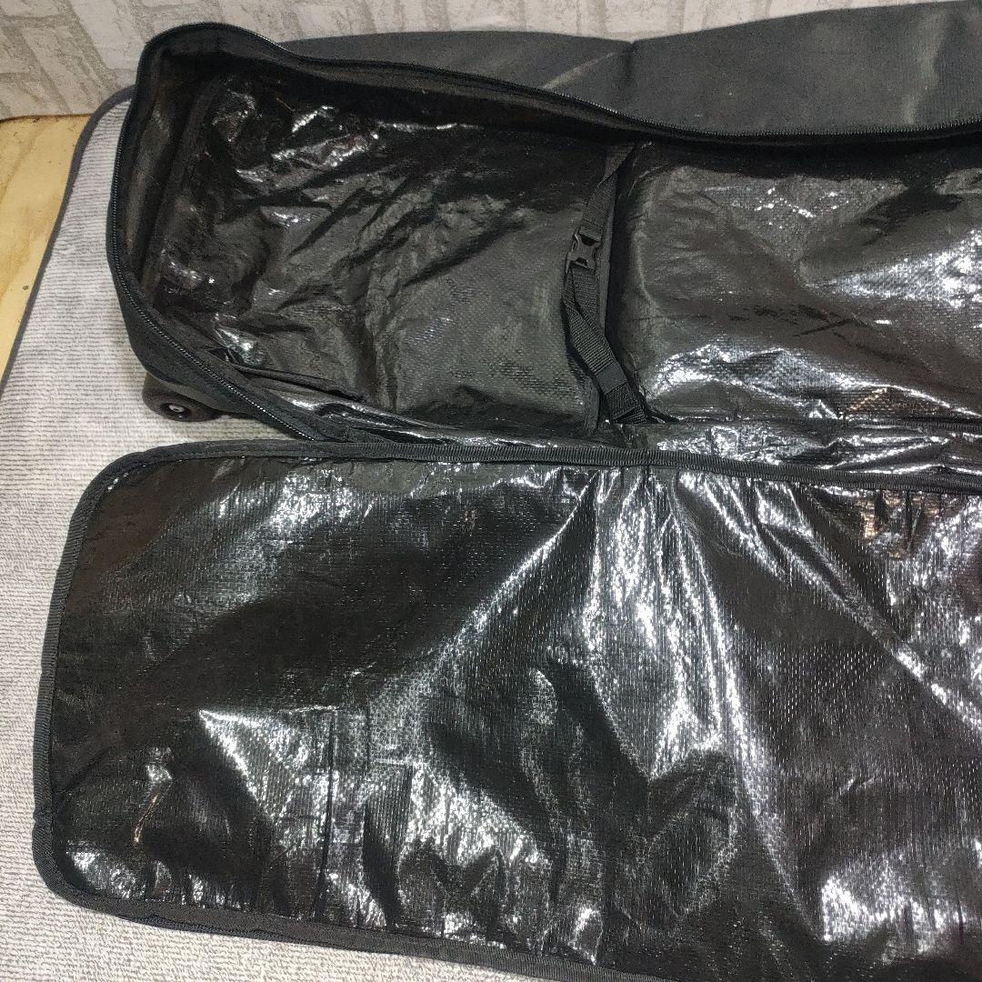 BURTON■ホイール付き　スノーボードケース　バッグ　156センチ　バック