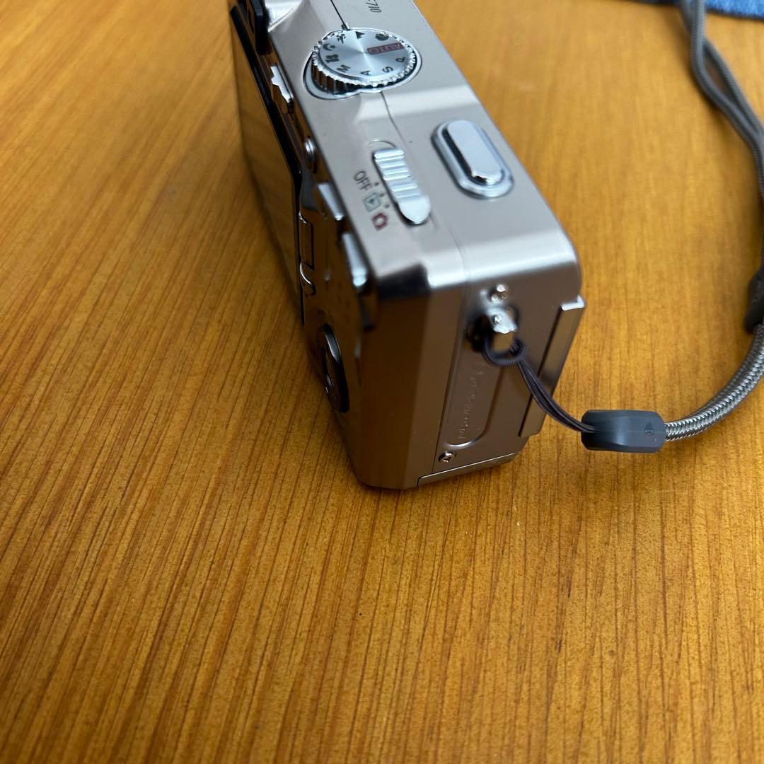 Fujifilm F710 コンパクトデジタルカメラ