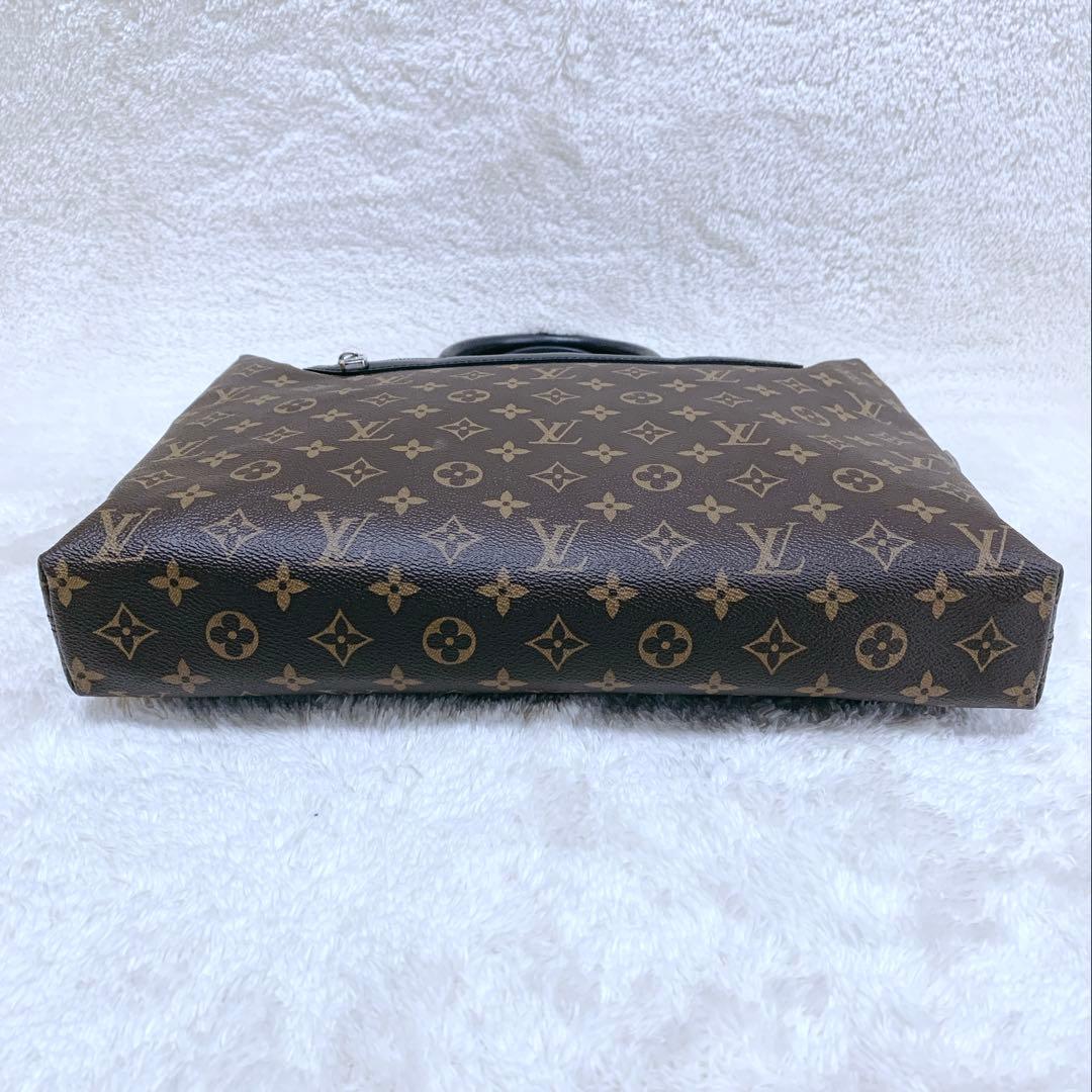 極美品 ♪ ルイヴィトン モノグラム マカサー ポルトドキュマン ジュール A4