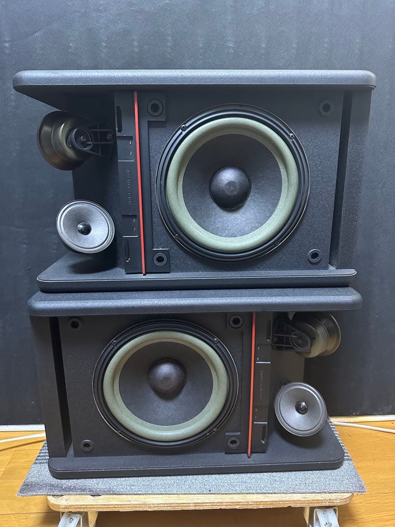 スピーカー・ウーファー Bose 301 AV Monitor
