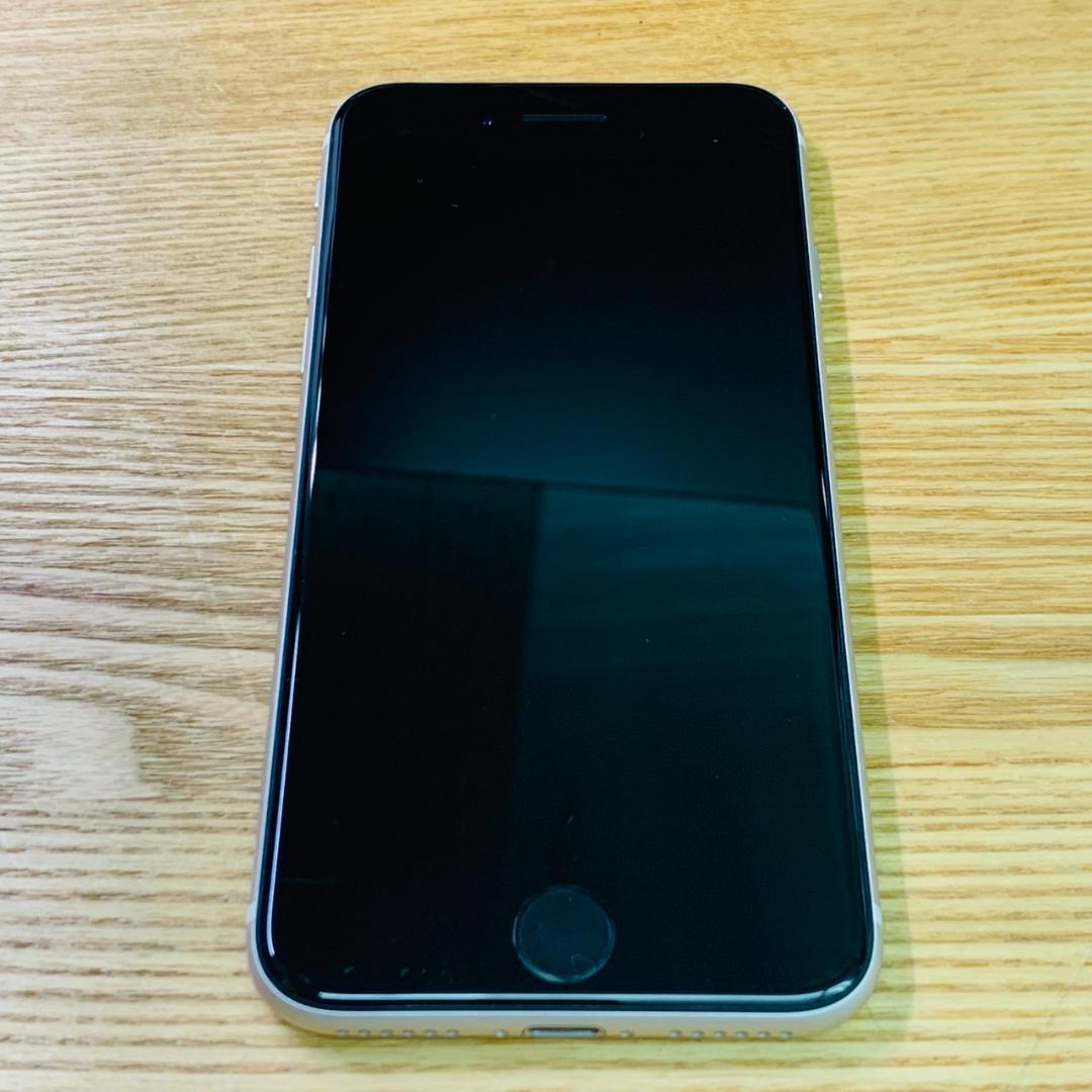 U11 超美品 iPhoneSE 第3世代 64GB おまけ付き