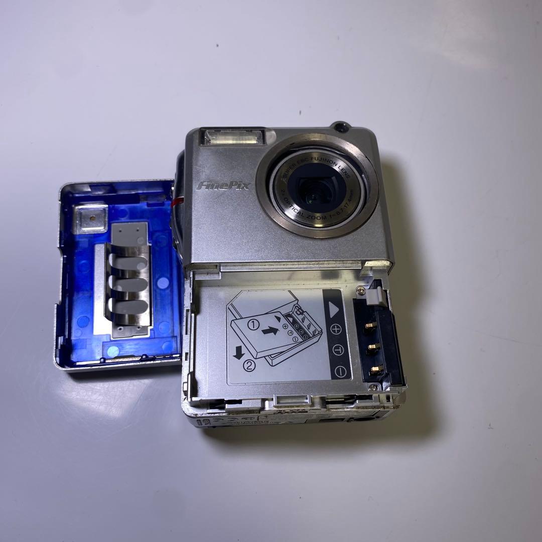 希少✨Fujifilm FinePix M603 デジカメ　ジャンク品