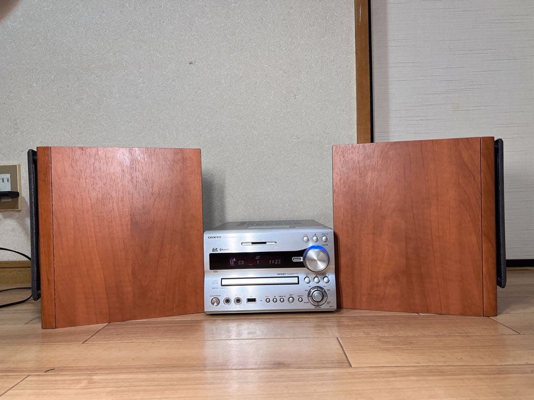 ONKYO NFR-7ミニコンポ CD/SD/USB/Bluetooth