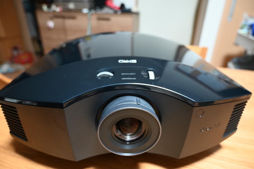 プロジェクター SONY VPL-HW50ES