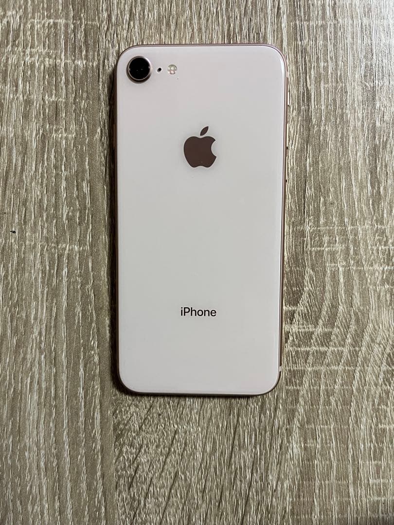 海外版 SIMフリー iPhone 8 64GB シャッター音無し