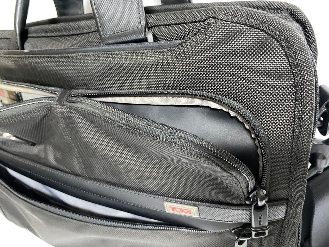 【値下げ】⑪✨TUMI ✨トゥミ ビジネスバッグ アルファ3 ブラック ポーチ付