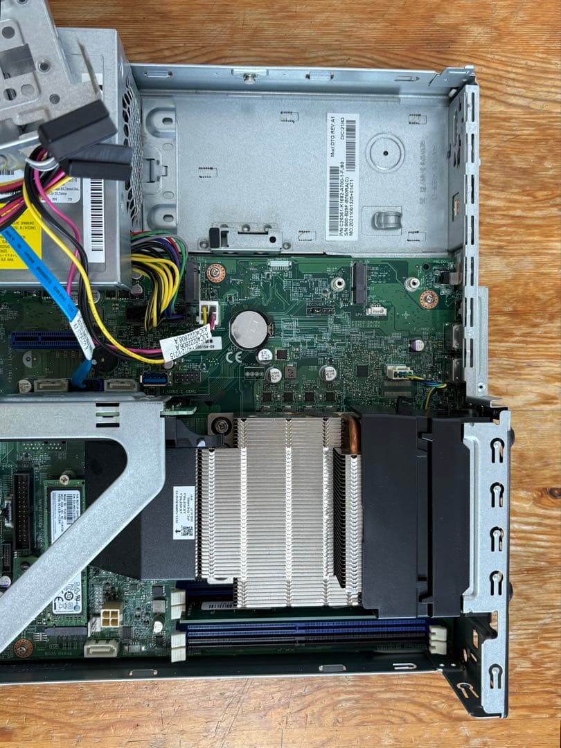 富士通 CELSIUS J5010//Xeon W-1250/128GB/8GB