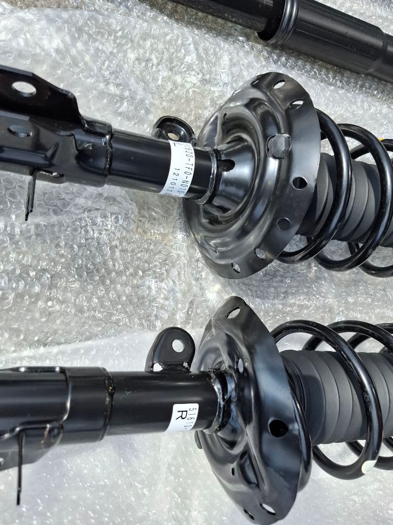 【値下げ】ホンダ フィット RS GE8 サスペンションキット(一式) 新車外し