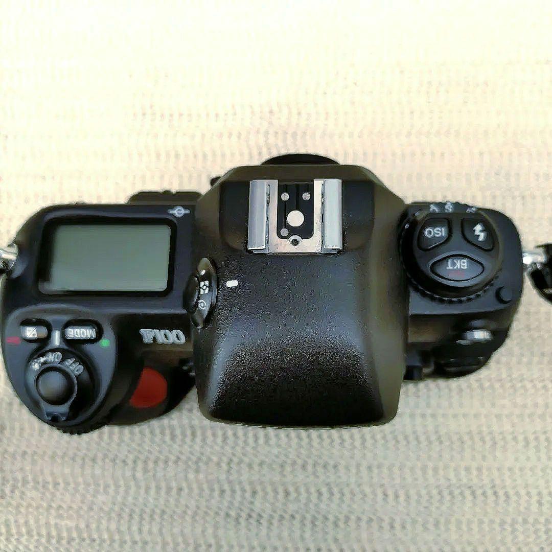 ✨通電OK✨Nikon F100 フィルムカメラ（付属品付き）