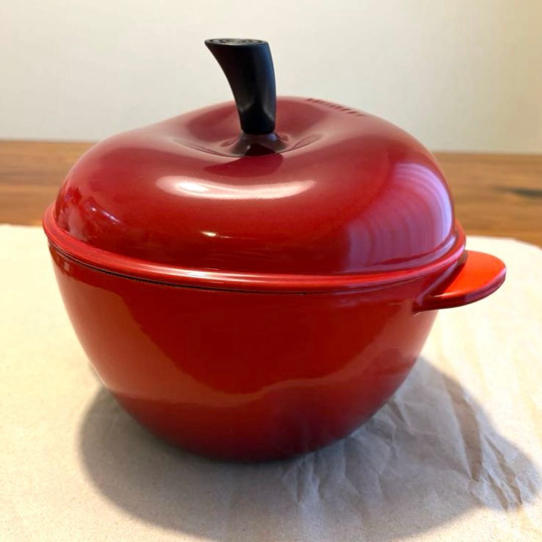 LE CREUSET りんご 型 両手鍋 赤 ルクルーゼ 鍋 アップル レア