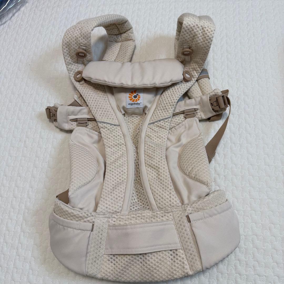 ergobaby OMNIブリーズ 360 抱っこ紐 ベージュ