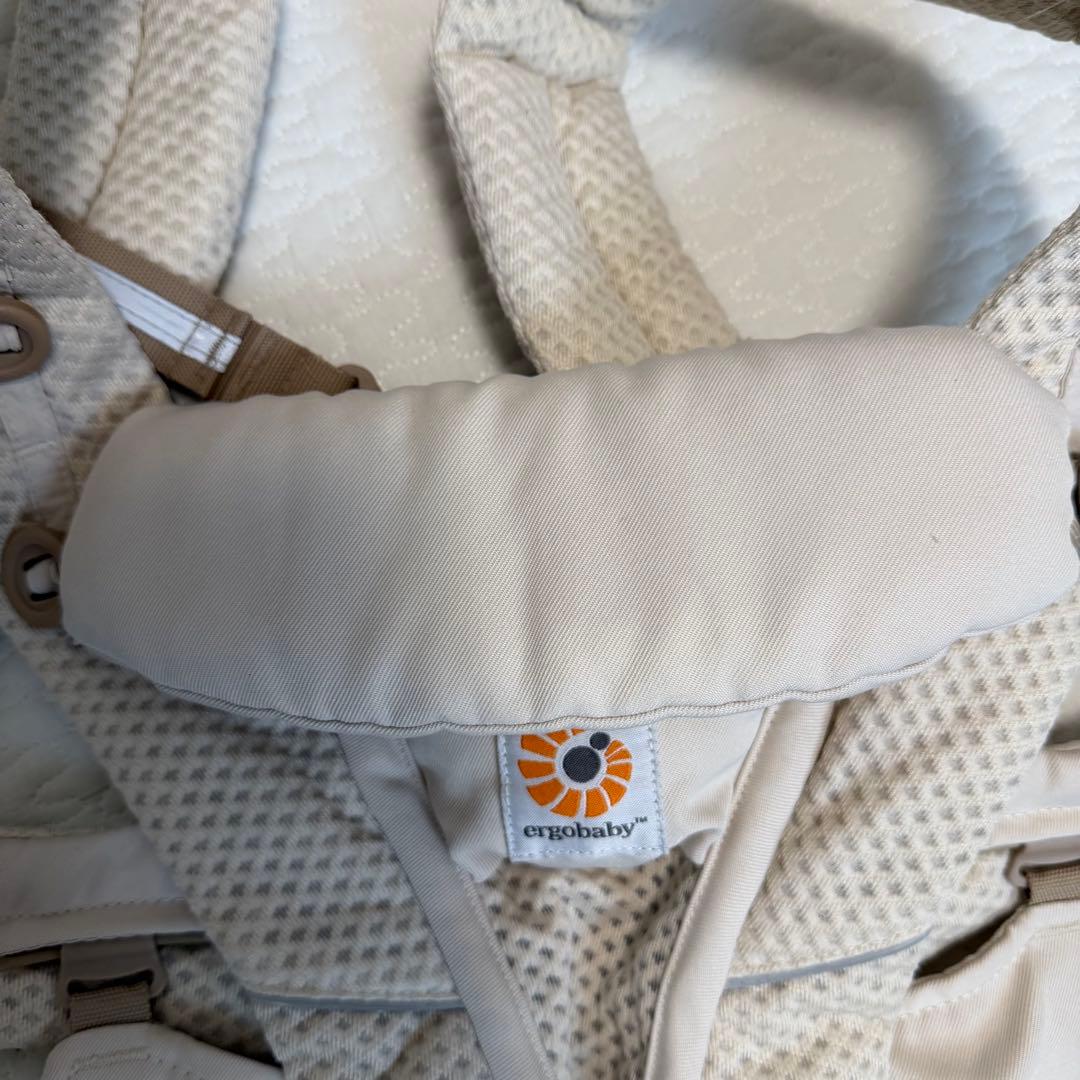 ergobaby OMNIブリーズ 360 抱っこ紐 ベージュ