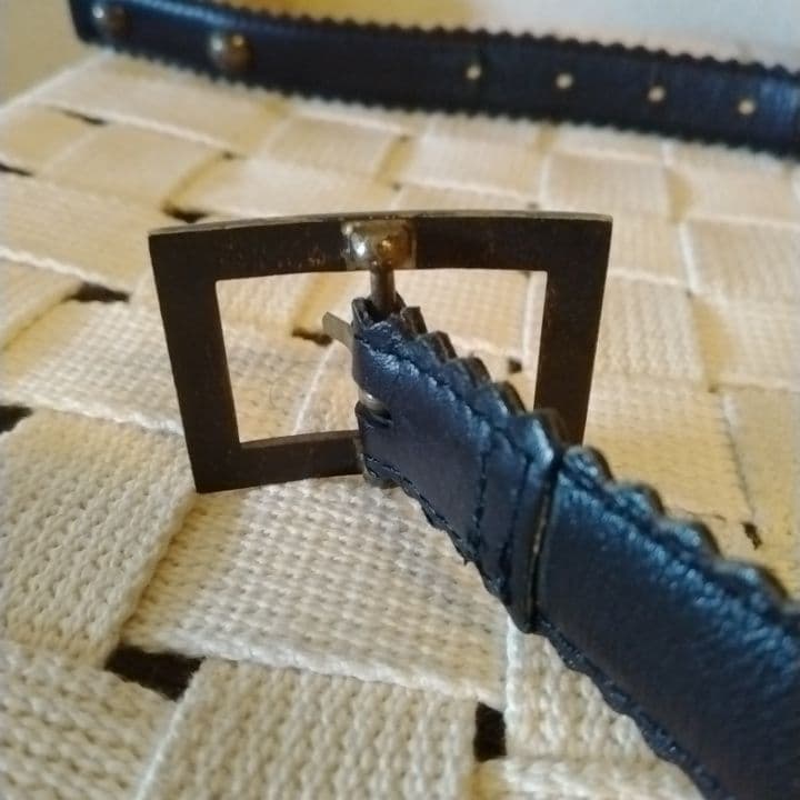 CHANEL　ヴィンテージシャネル細ベルト