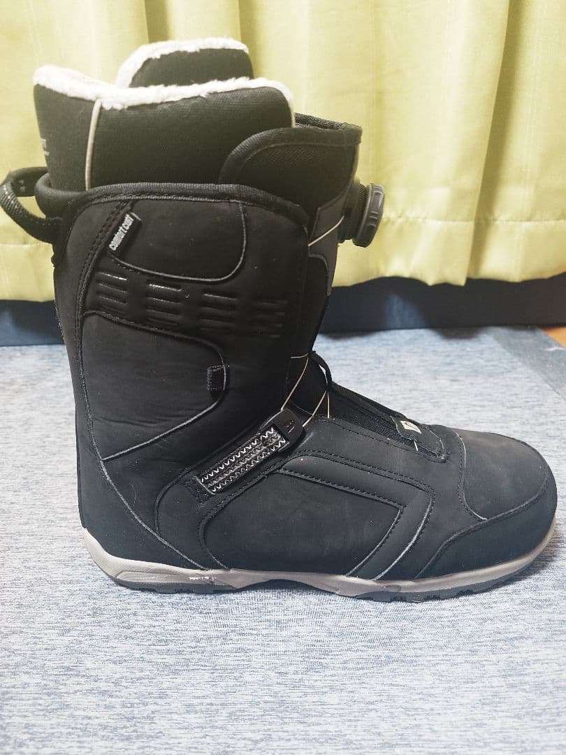 スノーボードブーツ 黒 ダイヤル式 29cm