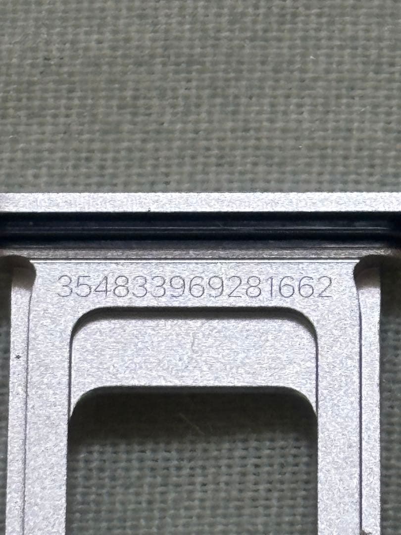 【部品取り】iPhone13 スターライト 128GB SIMフリー ジャンク