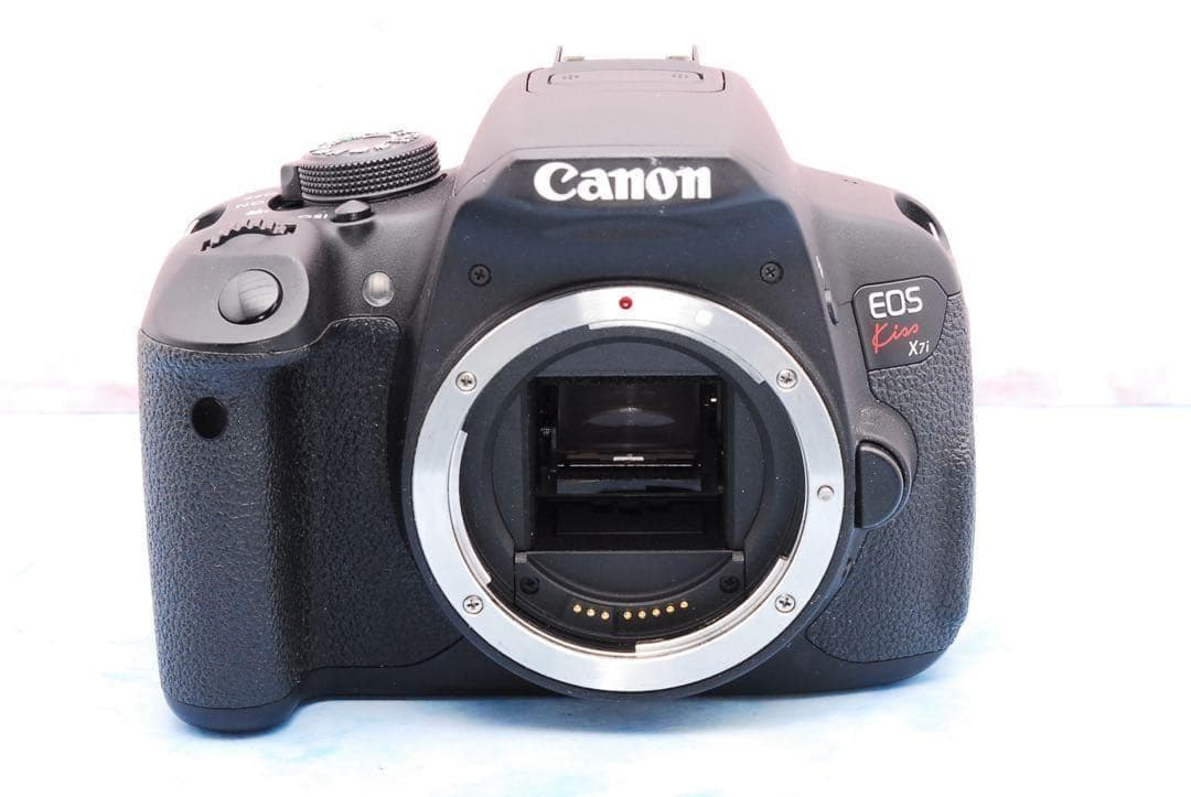 ★キャノン Kiss X7i★手ぶれ補正＆超望遠★一眼レフカメラ★バッグ付♪