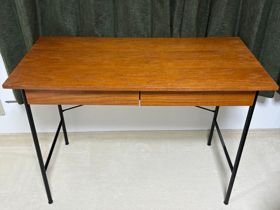 niko and… デスク