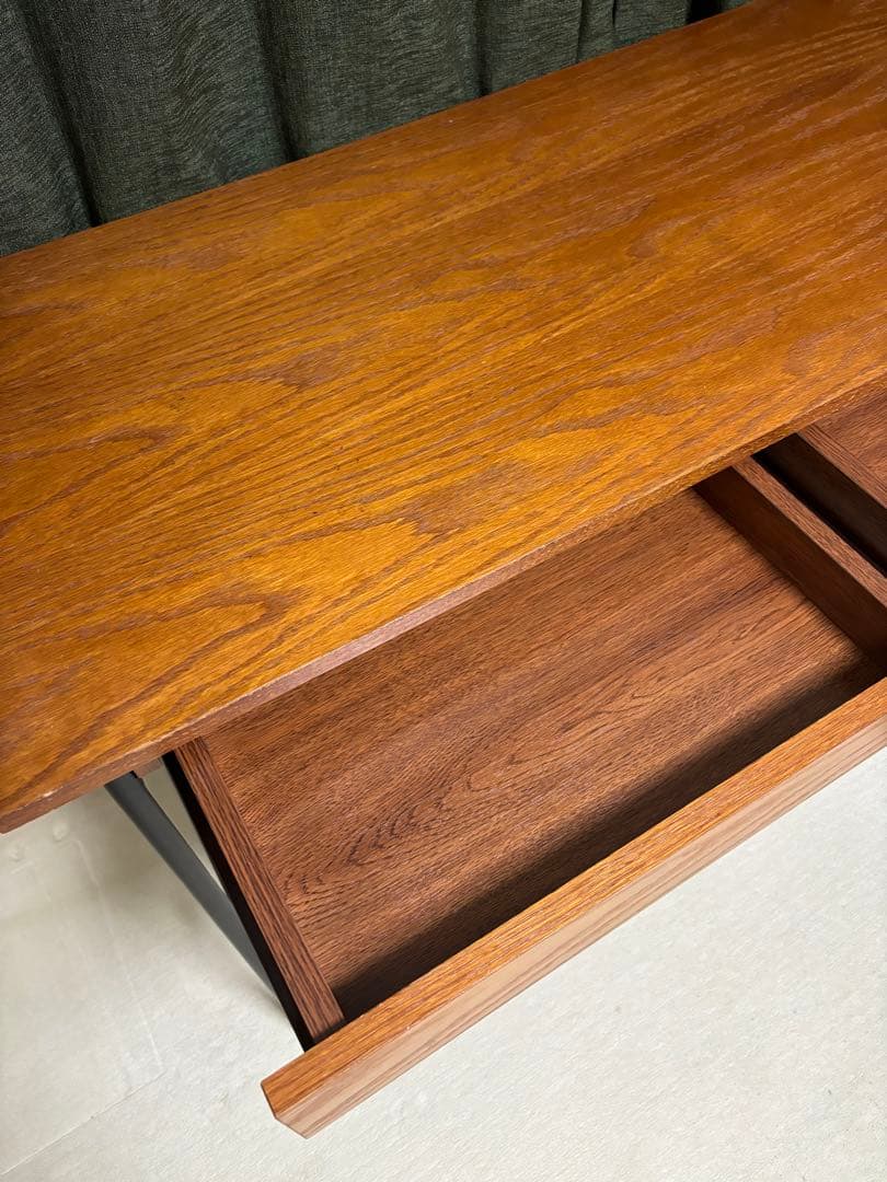 niko and… デスク