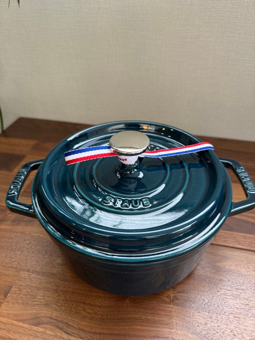 【新品未使用】STAUB ココットラウンド 18cm ラ・メール　希少カラー