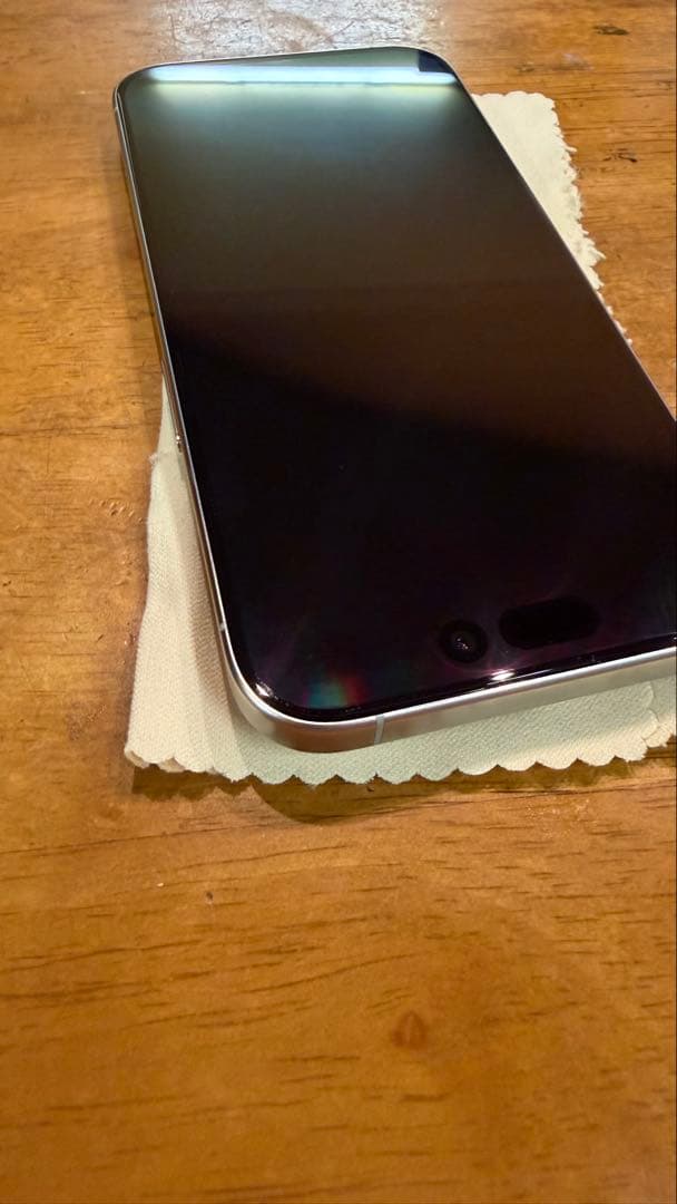 超美品iPhone 15 Pro 512gb本体