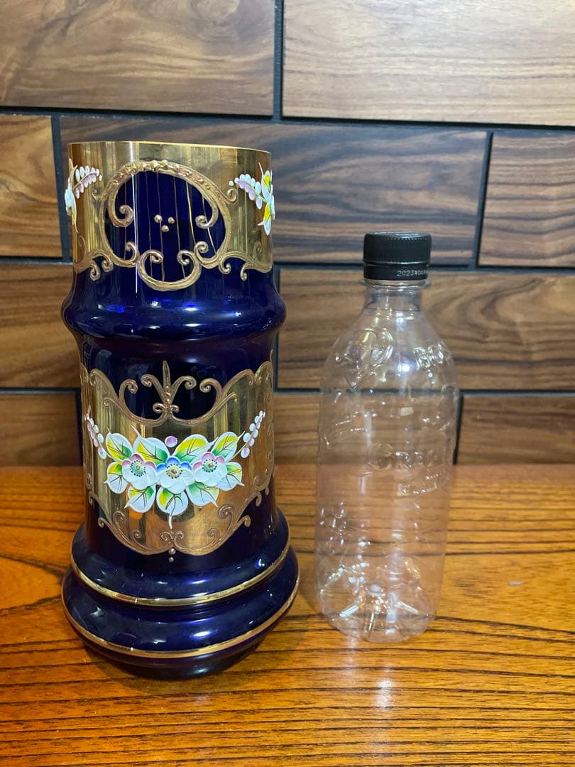 ベネチア　ボヘミア　金彩　大型　飾りグラス　ジョッキ　花瓶